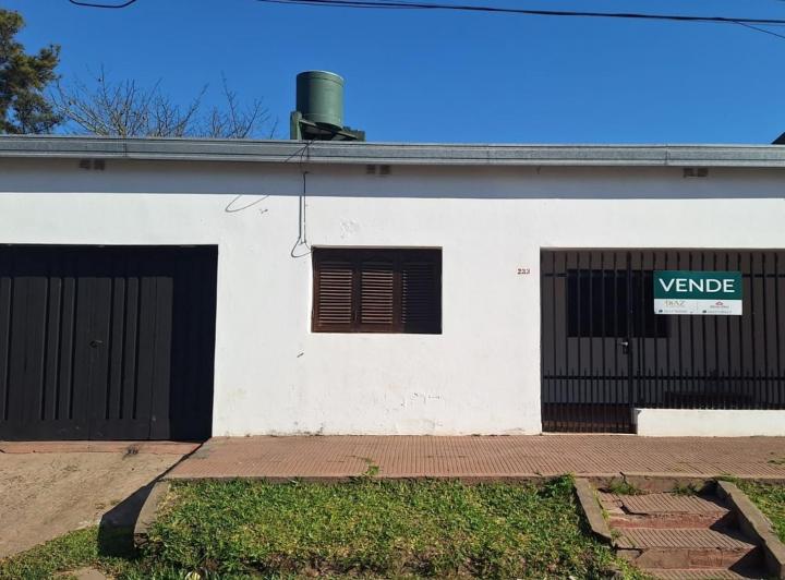 Casa · 105m² · 4 Ambientes · 1 Cochera