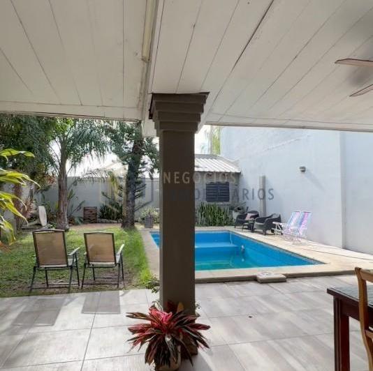 Casa · 124m² · 2 Dormitorios · 1 Cochera