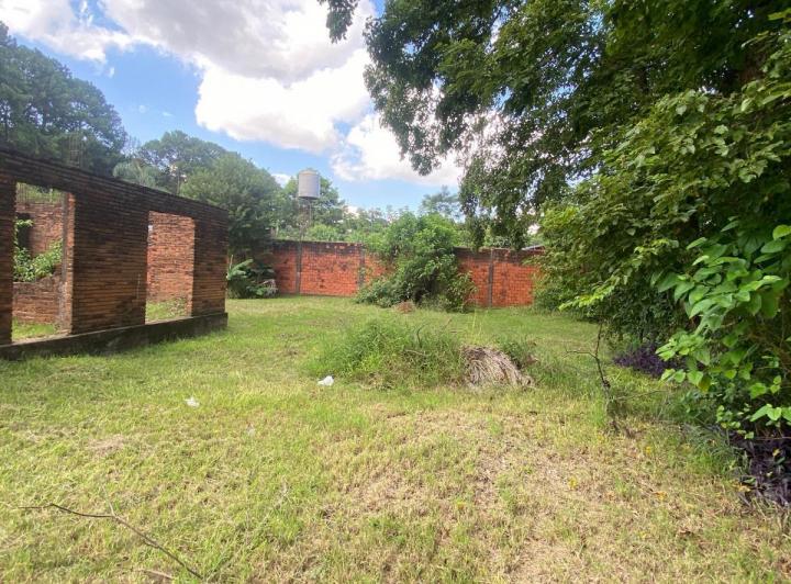 Terreno · 440m²