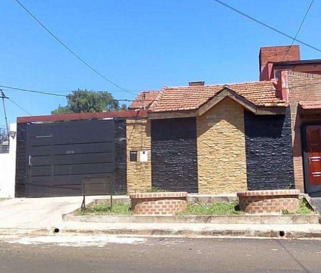 Casa · 338m² · 5 Ambientes · 1 Cochera
