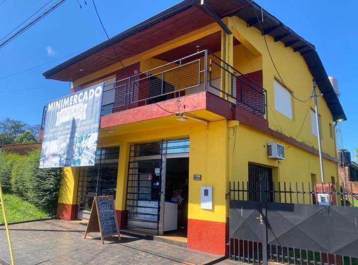 Casa · 160m² · 6 Cocheras