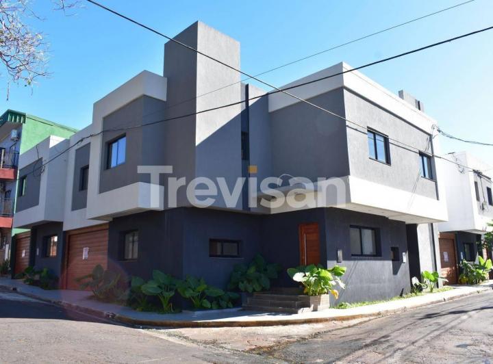 Casa · 151m² · 4 Ambientes · 1 Cochera