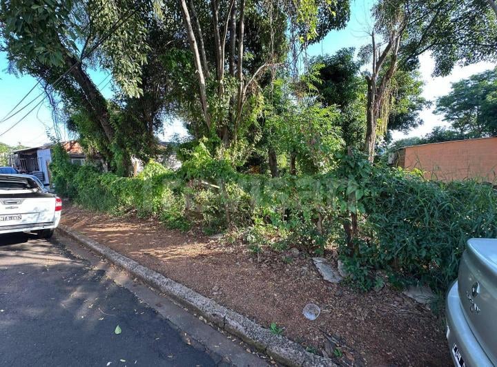 Terreno · 429m²