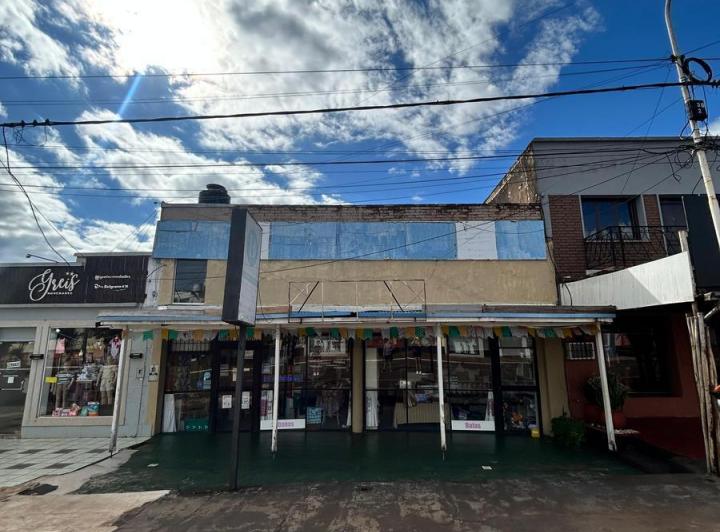 Local comercial · 160m² · 2 Ambientes