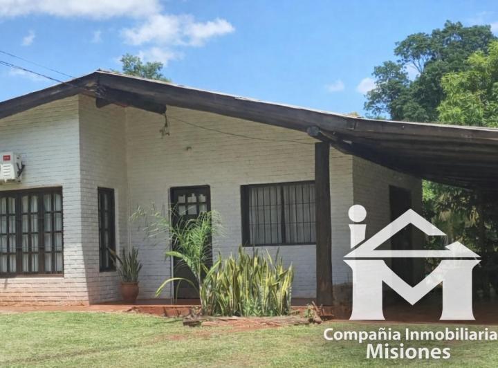 Casa · 197m² · 5 Ambientes · 2 Cocheras