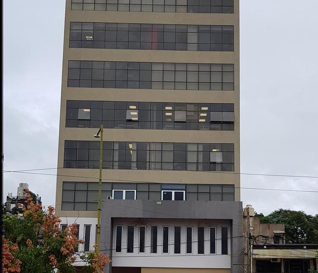 Oficina comercial · 300m²