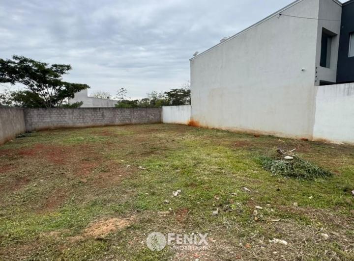 Terreno · 258m²
