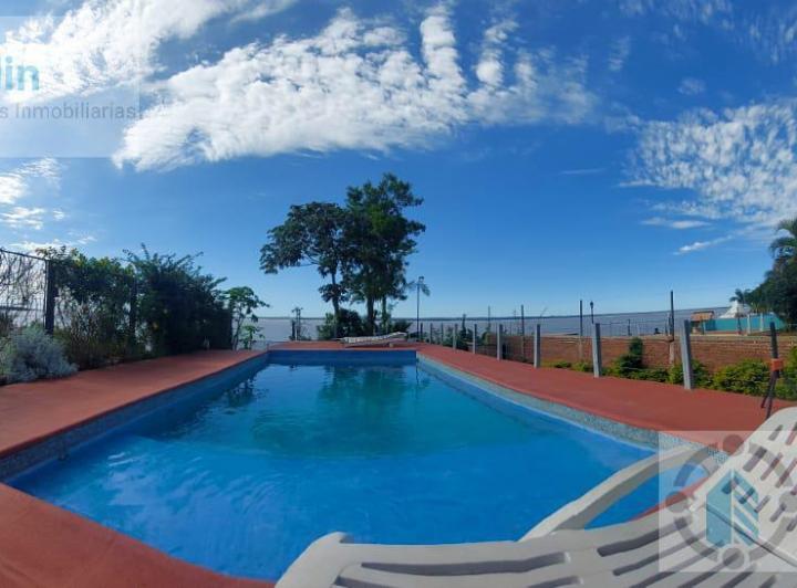 Casa · 960m² · 3 Dormitorios · 4 Cocheras