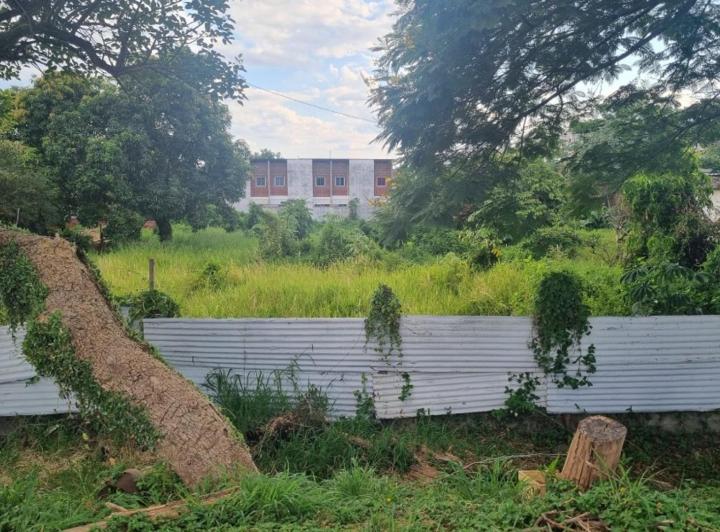 Terreno · 900m²