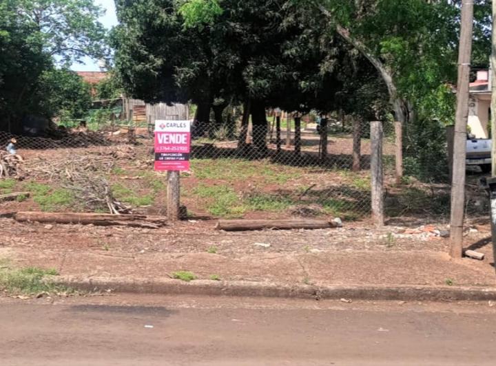 Terreno · 423m²