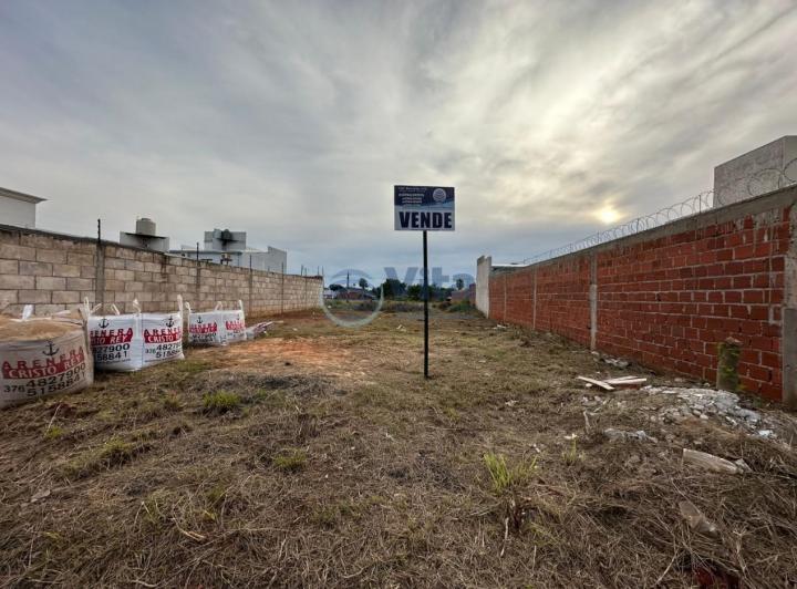Terreno · 297m²