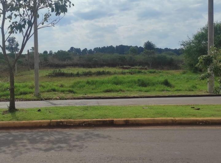 Terreno · 335m²