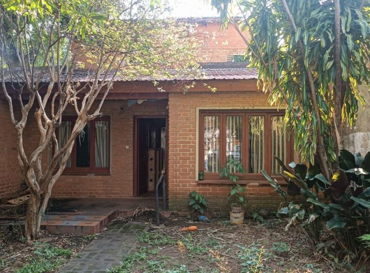 Casa · 90m² · 7 Ambientes · 1 Cochera