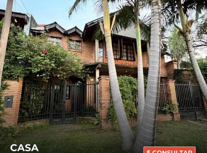 Casa · 314m² · 5 Ambientes · 2 Cocheras