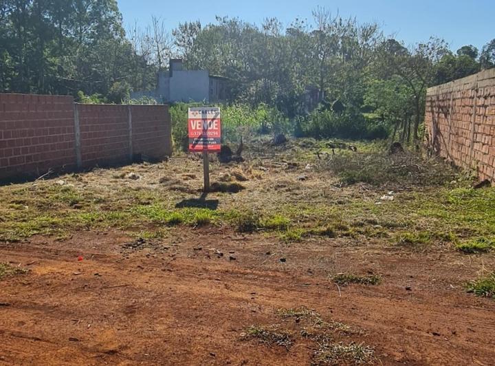Terreno · 300m²