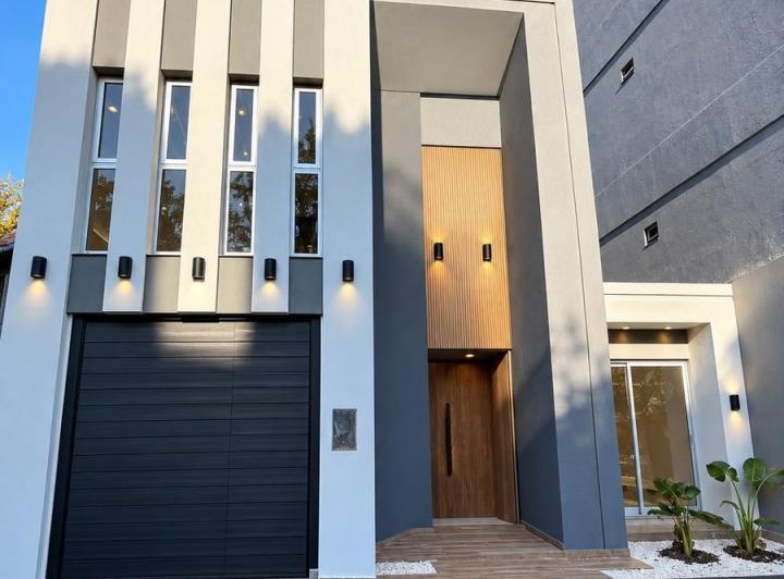 Casa · 230m² · 4 Ambientes · 1 Cochera