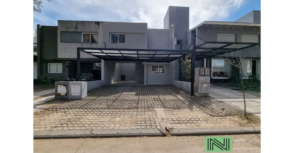 Duplex en venta 3 dormitorios en Claros Village