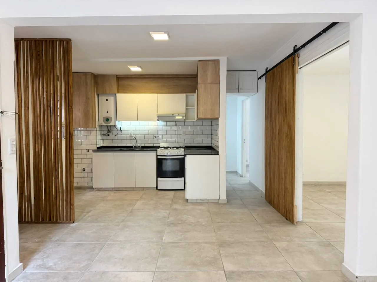 DEPTO 2 DORM PLANTA BAJA - B° JARDIN (JX)
