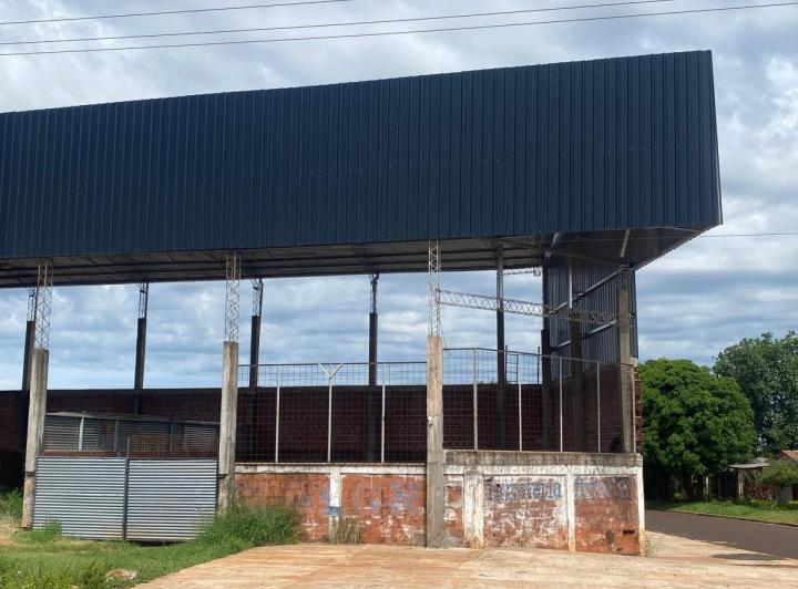 Local comercial · 130m²