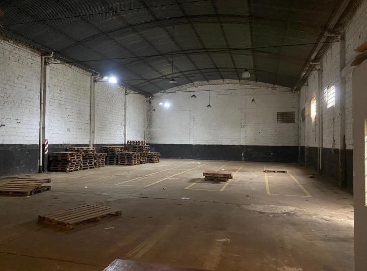 Bodega-Galpón · 420m²