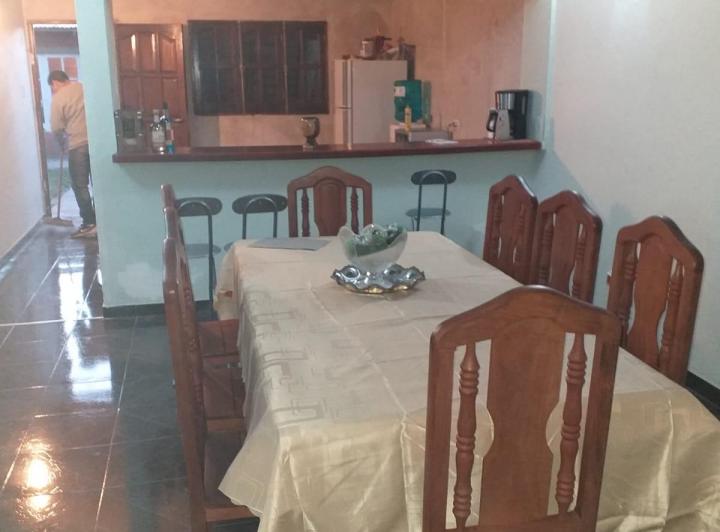 Casa · 160m² · 4 Ambientes · 1 Cochera