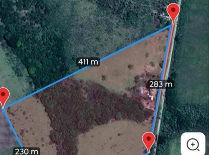 Terreno · 73000m²
