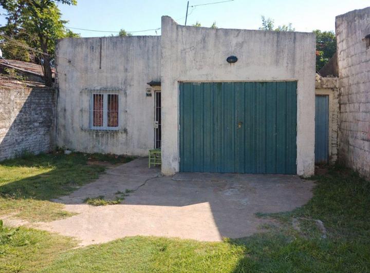 Casa · 104m² · 4 Ambientes · 1 Cochera