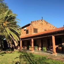 Hotel · 2500m²