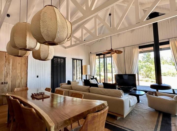 Casa · 180m² · 5 Ambientes