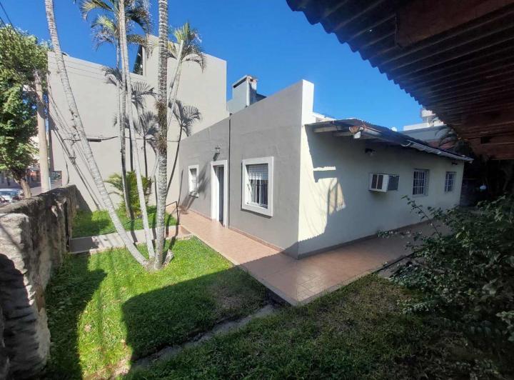 Casa · 100m² · 4 Ambientes · 1 Cochera