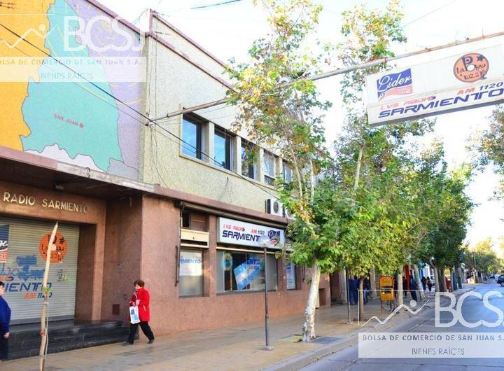 Local comercial · 1115m² · 15 Ambientes