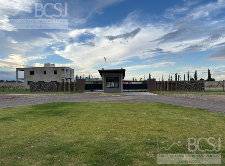 Terreno · 550m²
