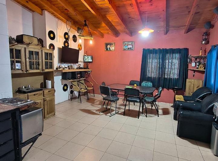 Quinta vacacional · 83m² · 2 Dormitorios · 1 Cochera