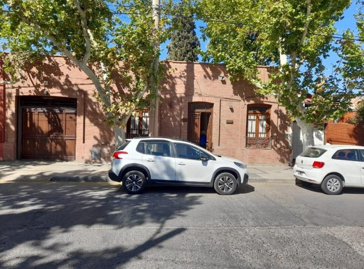 Casa · 160m² · 6 Ambientes