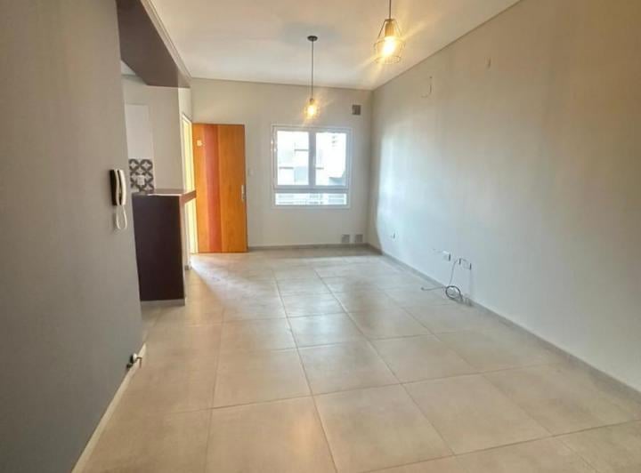 Departamento · 60m² · 3 Ambientes · 1 Cochera