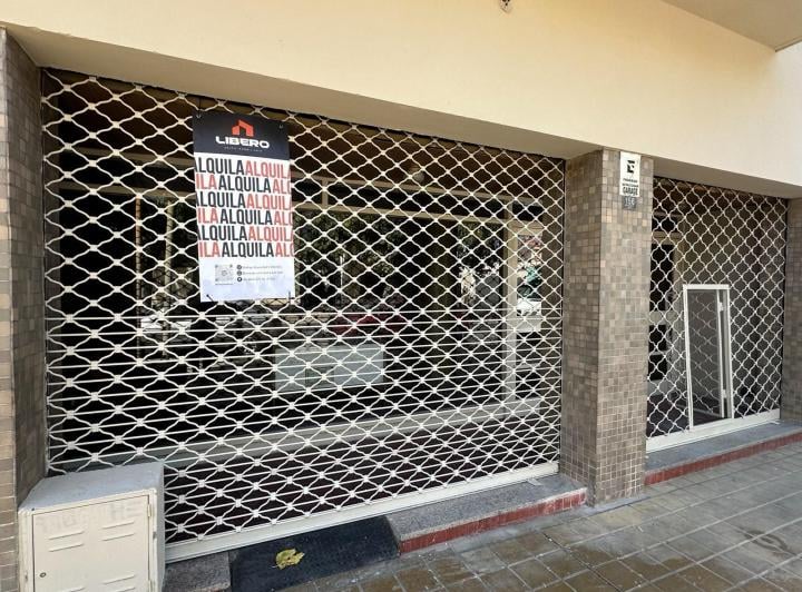 Local comercial · 420m² · 6 Ambientes · 1 Cochera