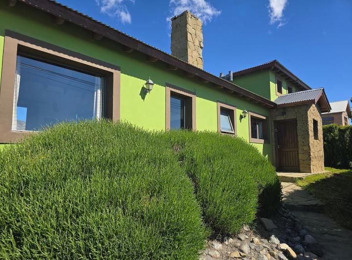 Casa · 163m² · 4 Ambientes · 1 Cochera