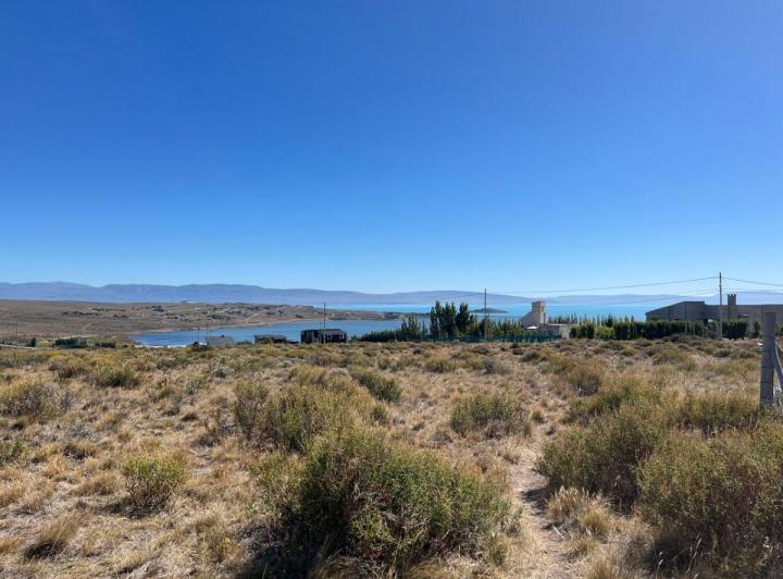 Terreno · 690m²