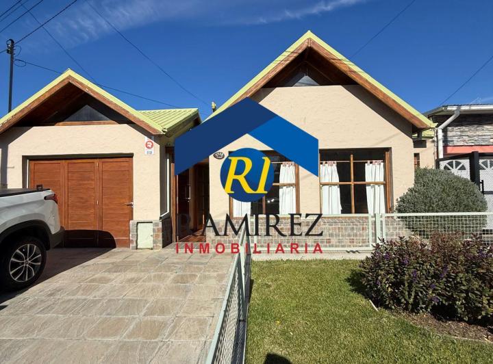 Casa · 203m² · 3 Dormitorios