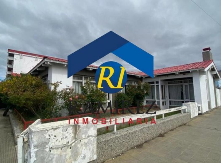 Casa · 600m² · 3 Dormitorios · 1 Cochera