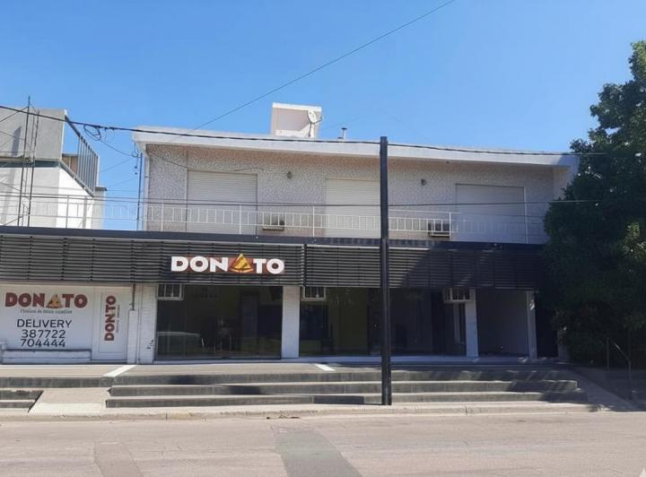 Local comercial · 204m² · 3 Dormitorios