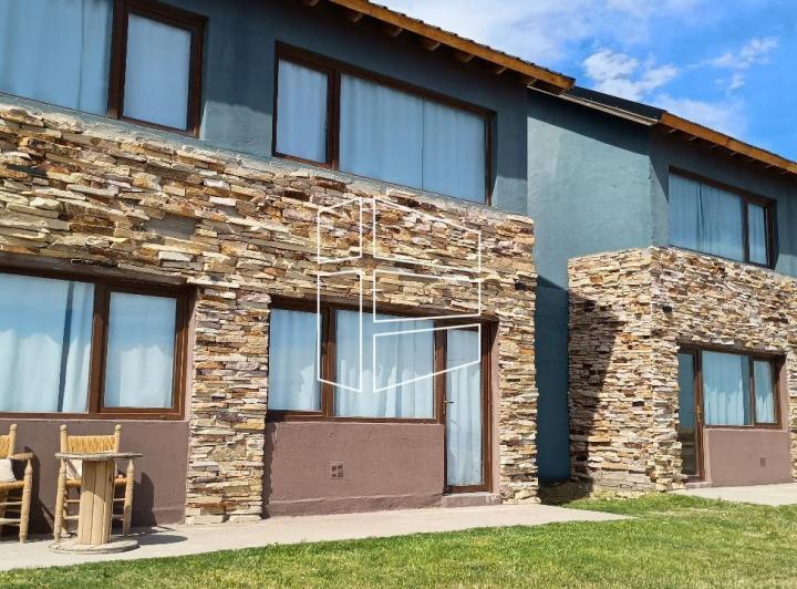 Hotel · 120m²