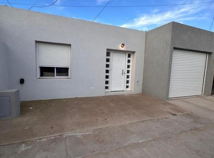 Casa · 150m² · 4 Ambientes · 1 Cochera