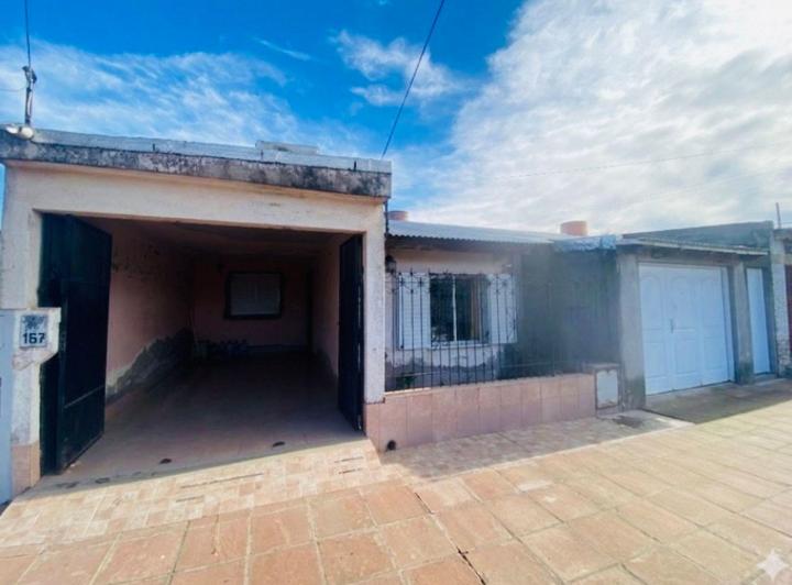 Casa · 145m² · 3 Ambientes · 2 Cocheras
