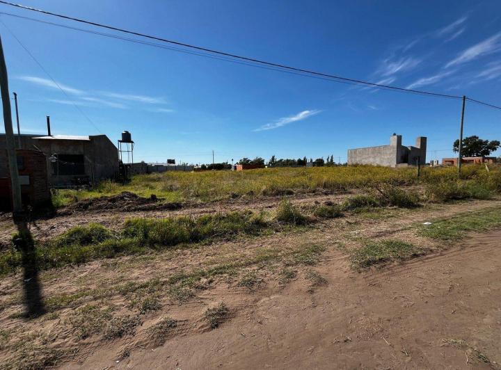 Terreno · 840m²