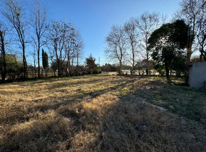 Terreno · 958m²
