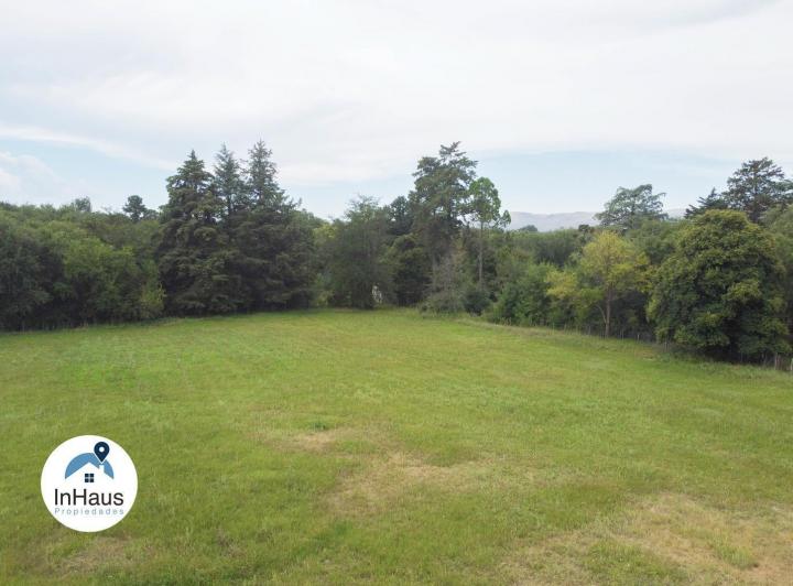 Terreno · 1266m²
