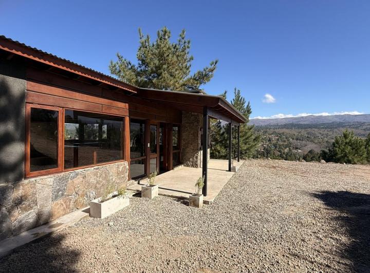 Casa · 46m² · 2 Ambientes · 1 Cochera