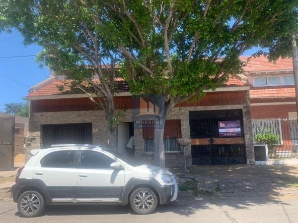 Casa · 1m² · 3 Dormitorios