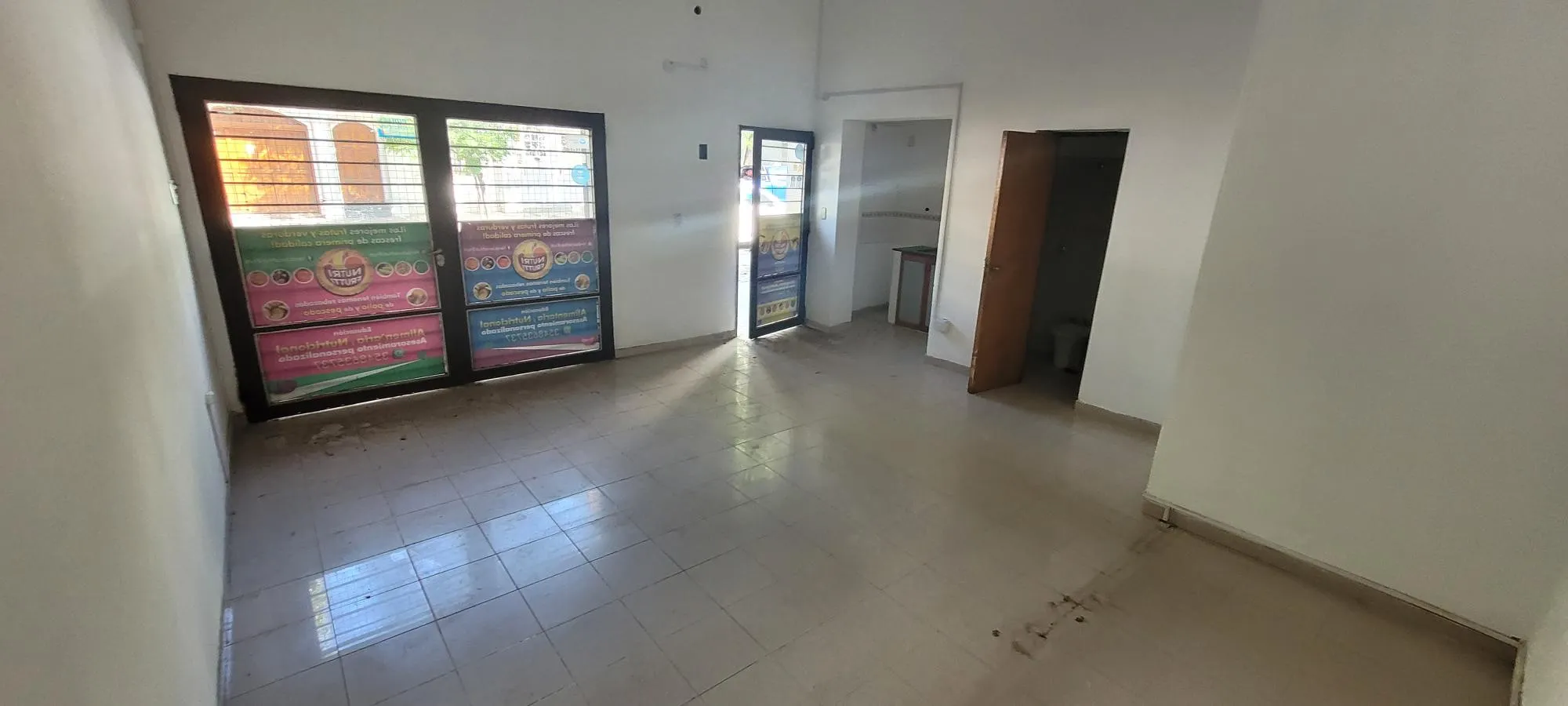 LOCAL/OFICINAL CON EXCELENTE UBICACION